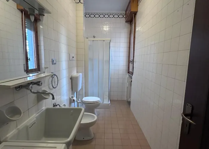 Hospital - Wi-fi 3 Bedrs 公寓 *